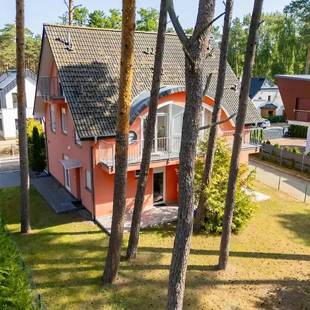 Little Red Riding Hood - Baltic Sea -by Rentmonkey Casa vacanze